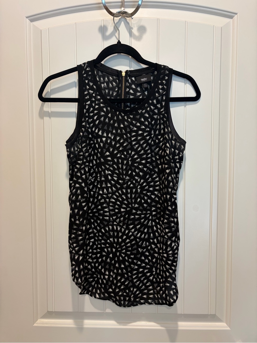 Massimo Black & White Patterned Sleeveless Blouse (xs/p)